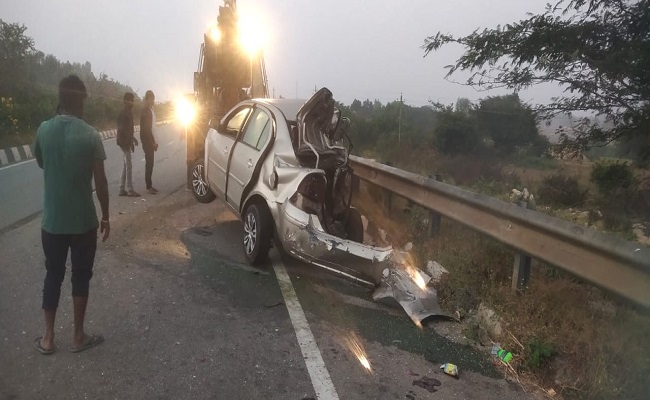 ಟ್ಯಾಂಕರ್​​ ಡಿಕ್ಕಿ, ಇಬ್ಬರ ಸಾವು