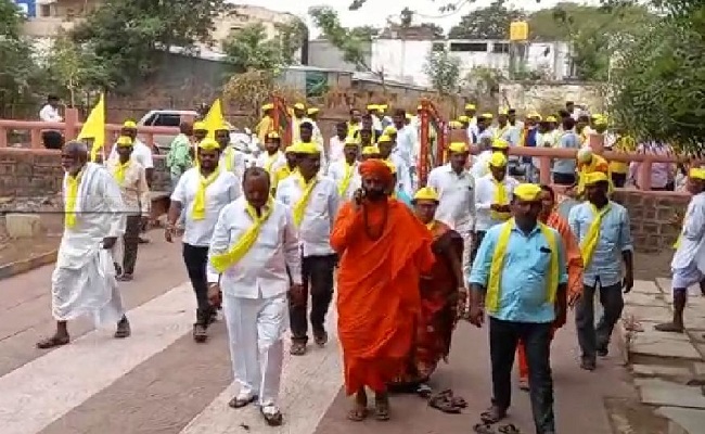 ಕಲಬುರಗಿಗೆ ಕಾಲಿಟ್ಟ ಶ್ರೀ ಪ್ರಣವಾನಂದ ಸ್ವಾಮೀಜಿ ಪಾದಯಾತ್ರೆ