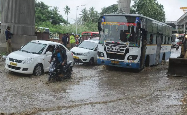 ಬೆಂಗಳೂರಲ್ಲಿ ಮುಂಗಾರು ಪೂರ್ವ ಮಳೆ ಅಬ್ಬರ