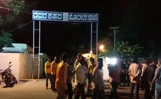 ಸೊಶಿಯಲ್​ ಮಿಡಿಯಾ ಅವಾಂತರ ಹಿಂದು ಮುಖಂಡ ಗಲಿಬಿಲಿ