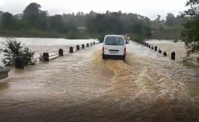 ಹಾಸನ ಜಿಲ್ಲೆಯಲ್ಲಿ ಮುಂದುವರಿದ ವರುಣನ ಅಬ್ಬರ