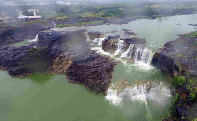 ಸಹಸ್ತ್ರಕುಂಡ್ ಜಲಪಾತದ ಮನಮೋಹಕ ದೃಶ್ಯ