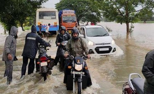 ಹಾಸನದಲ್ಲಿ ಮುಂದುವರೆದ ವರುಣನ ಆರ್ಭಟ