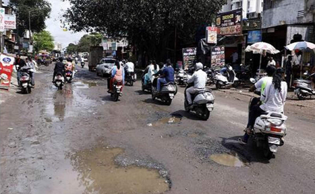 ಬೆಂಗಳೂರಿನ ಗುಂಡಿಗಳಿಗೆ 5 ಸ್ಟಾರ್..!