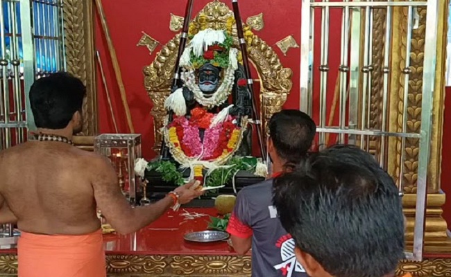 ಮತ್ತೊಮ್ಮೆ ತನ್ನ ಕಾರ್ಣಿಕವನ್ನು ತೋರಿಸಿದ ಕೊರಗಜ್ಜ