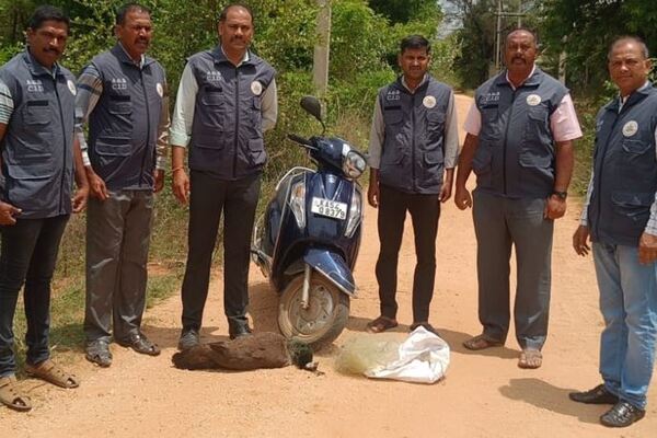 ಆಕ್ರಮವಾಗಿ ನವಿಲು ಸಾಗಾಣಿಕೆ; ಇಬ್ಬರ ಬಂಧನ