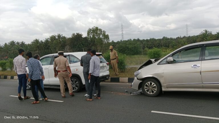 ಸಮಾವೇಶಕ್ಕೆ ತೆರಳುತ್ತಿದ್ದ ಸಚಿವರ ಕಾರಿಗೆ ಅಪಘಾತ : ಅಪಾಯದಿಂದ ಪಾರಾದ ಆಹಾರ ಸಚಿವ !