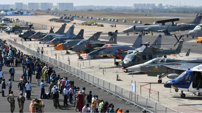 Aeroindia 2025 : ನಿರ್ಮಾಣ ಹಂತದಲ್ಲಿರುವ ಕಟ್ಟಡಗಳಿಂದ ಕ್ರೇನ್​ಗಳನ್ನು ಕೆಳಗಿಳಿಸುವಂತೆ ಬಿಬಿಎಂಪಿ ಆದೇಶ