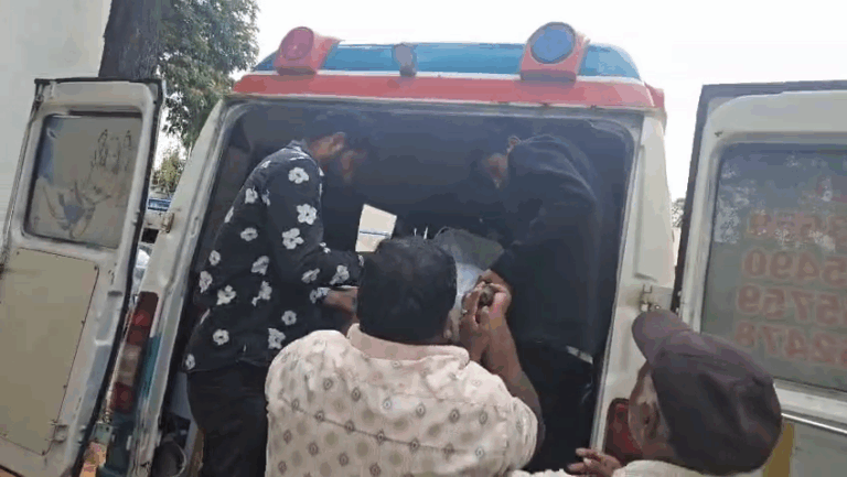 ಶಿಕ್ಷಕಿ ಕೈ ಕೊಟ್ಟ ಹಿನ್ನೆಲೆ ಶಿಕ್ಷಕ ಮನನೊಂದು ಆತ್ಮಹತ್ಯೆ
